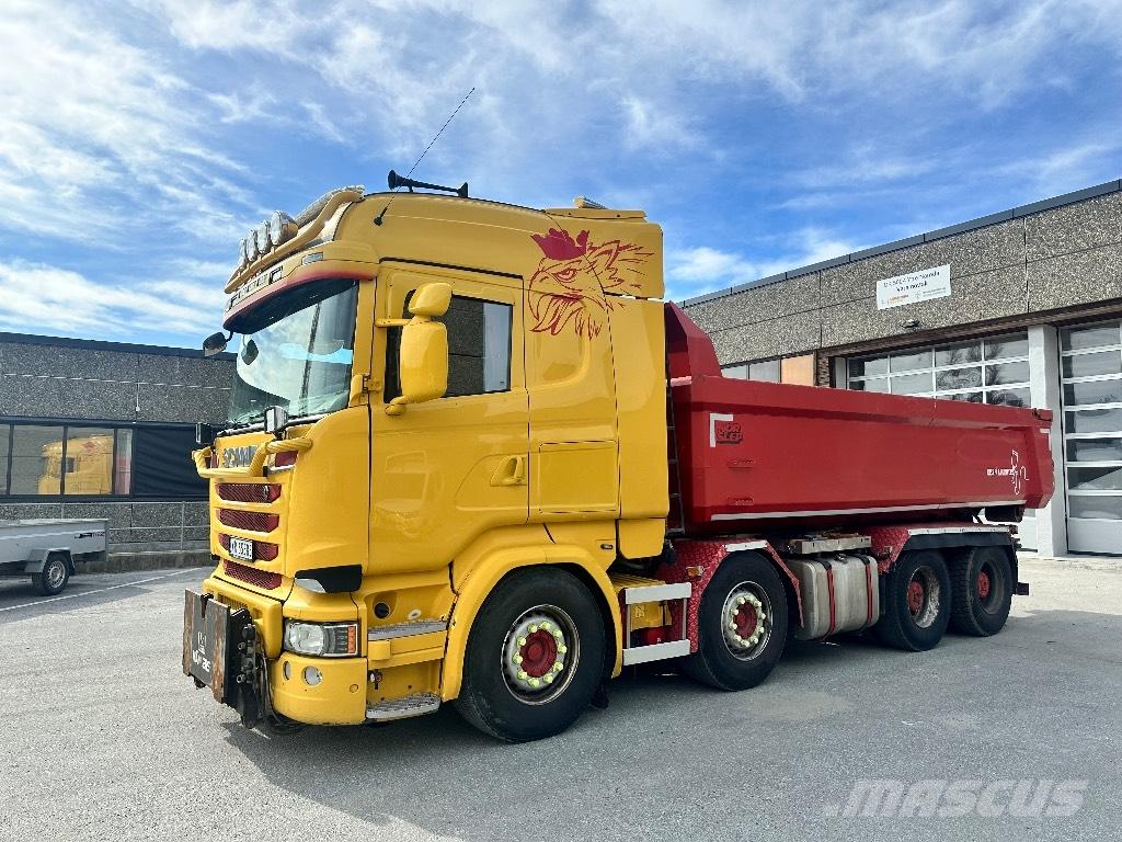 Scania 730 R Vrachtwagen met containersysteem