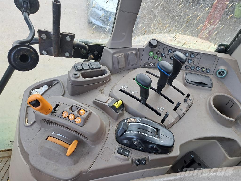 John Deere 6175M Tractoren