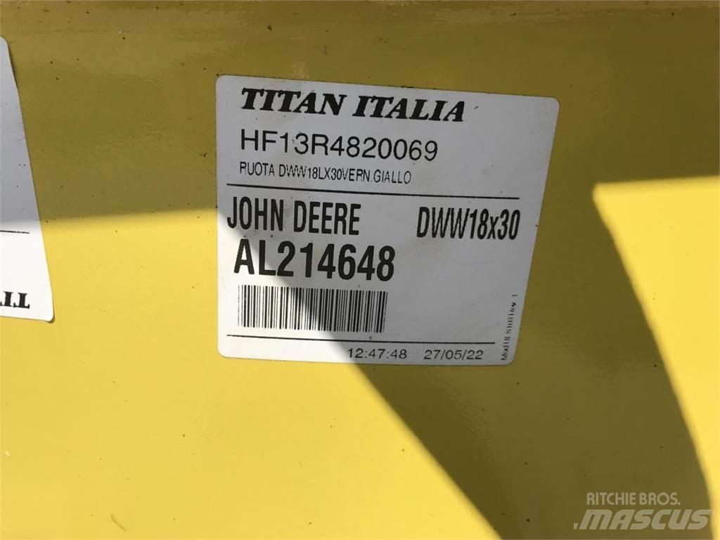 John Deere 18x30 Banden, wielen en velgen