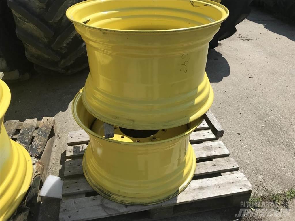 John Deere 18x30 Banden, wielen en velgen