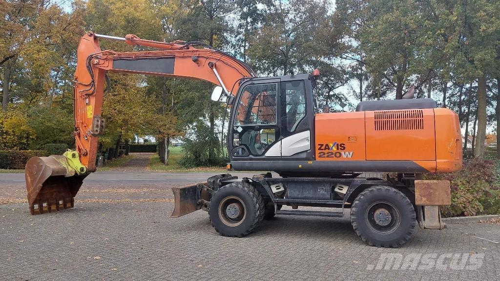Hitachi ZX220W-5B Wielgraafmachines