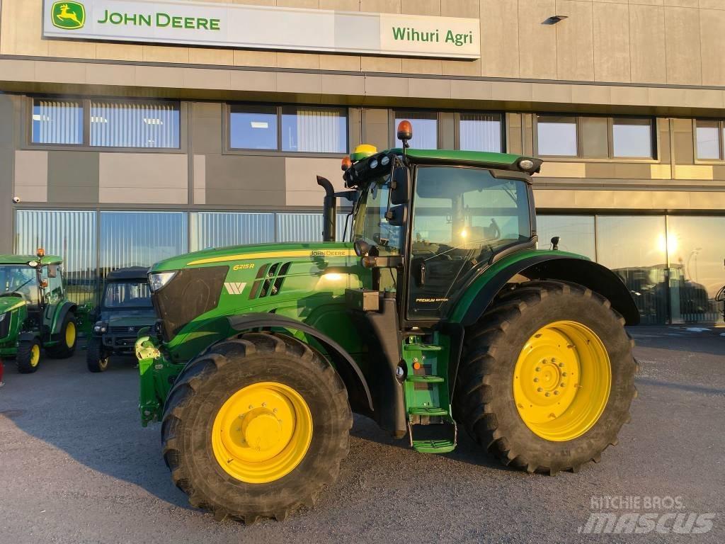 John Deere 6215 R Tractoren