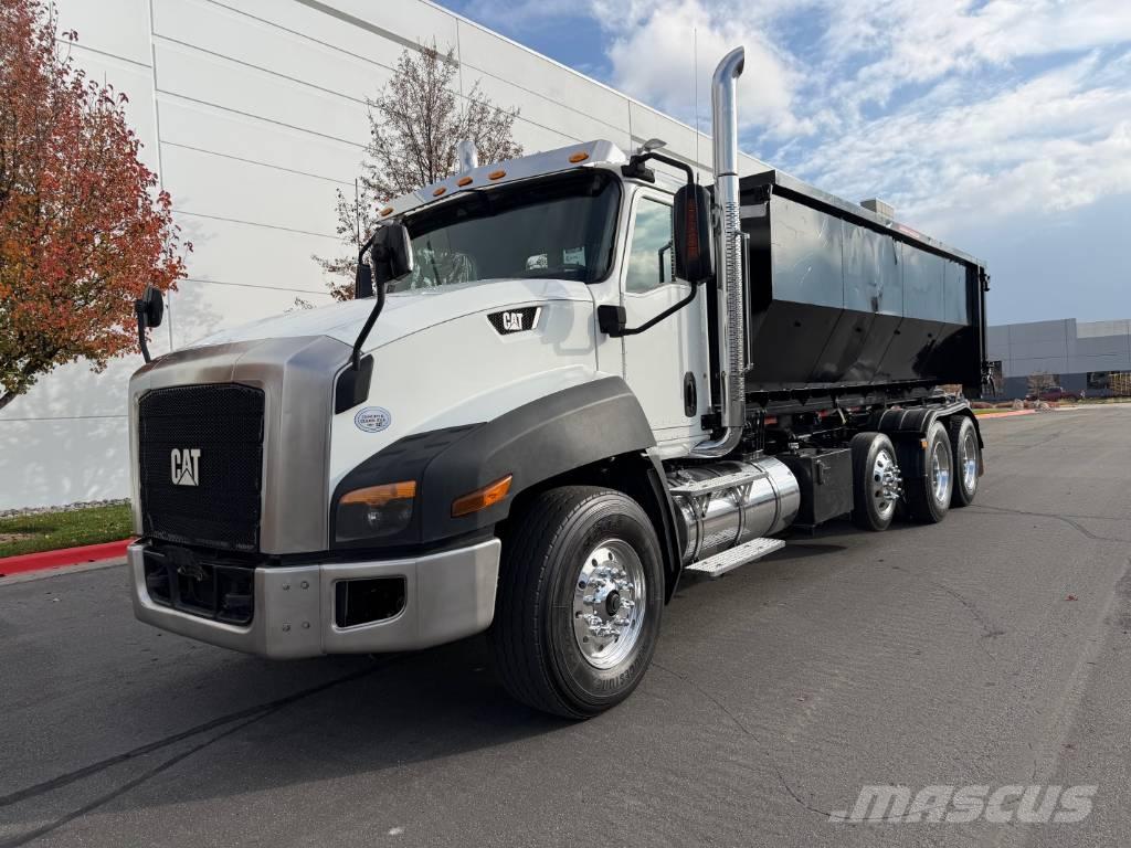 CAT CT 660 Containertrucks met kabelsysteem