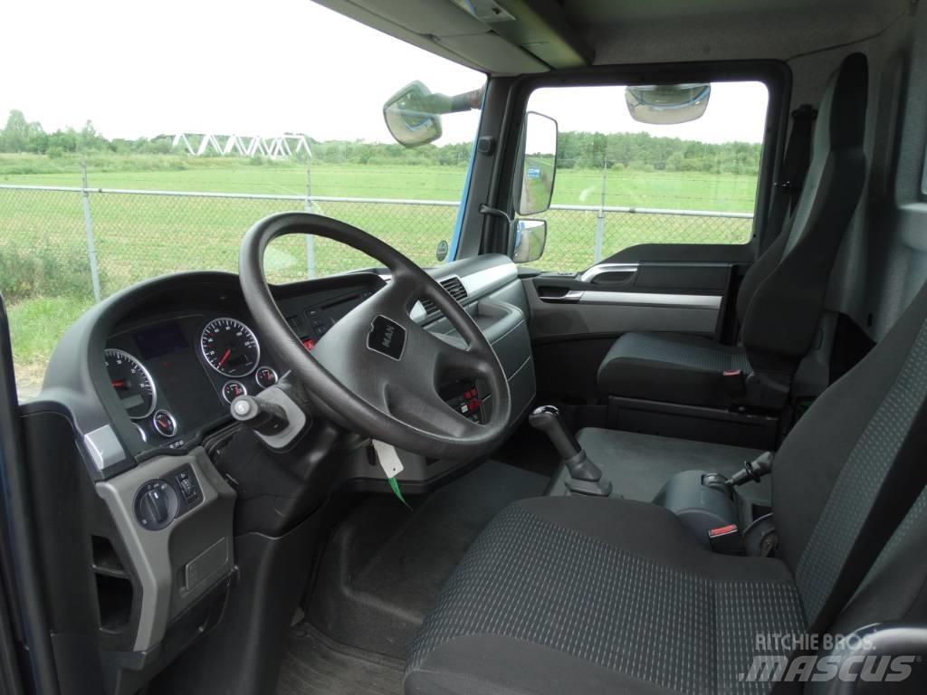 Palfinger P 300 KS Auto hoogwerkers