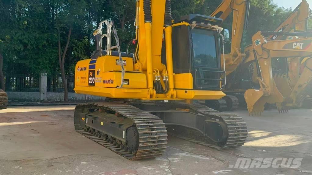 Komatsu PC 200-8N1 Amfibische graafmachines