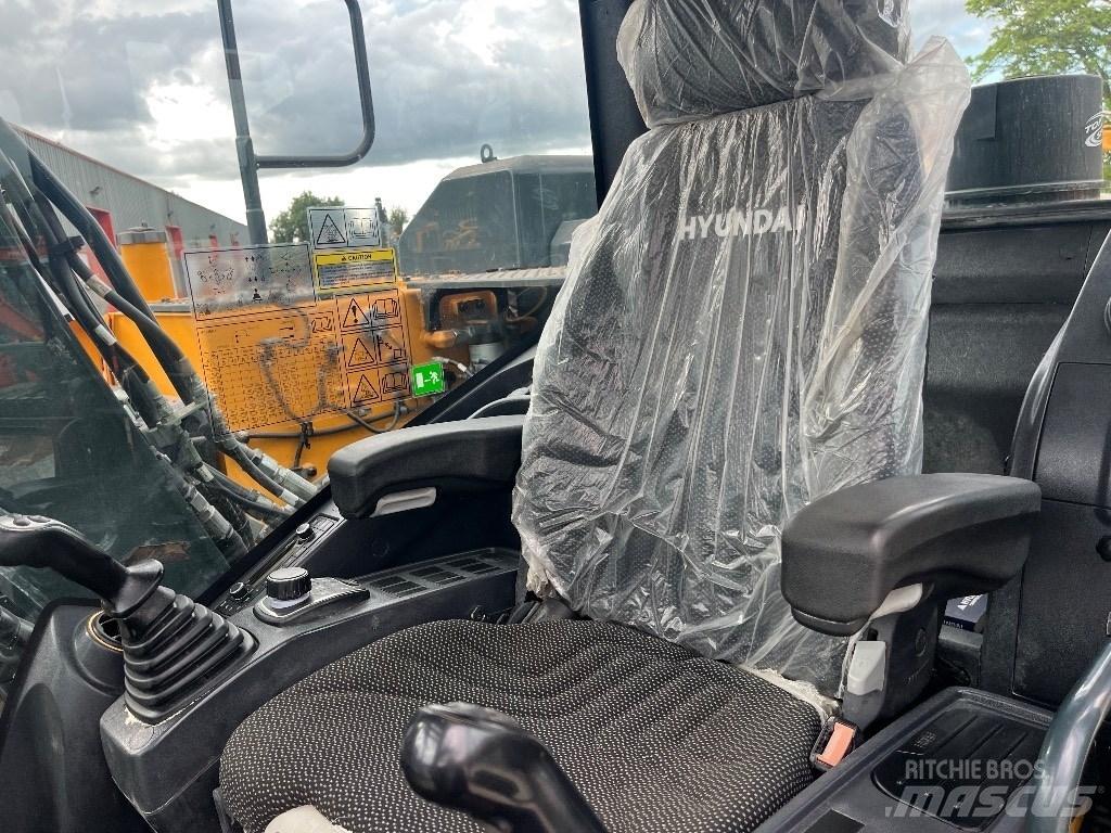 Hyundai HX 140 AL Rupsgraafmachines