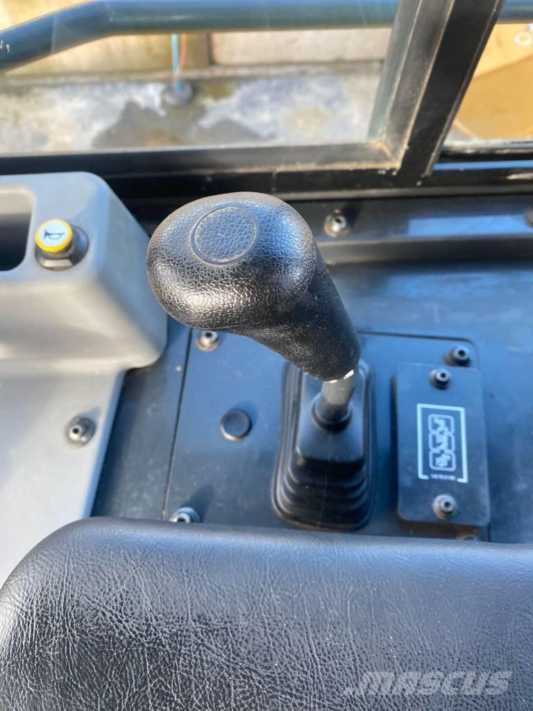 Komatsu D 61 PXi-24 Rupsdozers