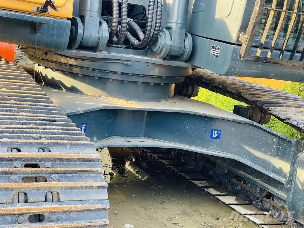 Hyundai 225LC 9T Rupsgraafmachines