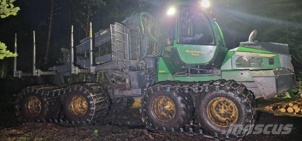 John Deere 1010G Uitrijwagens