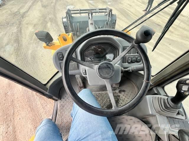 Volvo L 30 G Wielladers