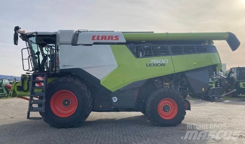 CLAAS LEXION 7500 Maaidorsmachines