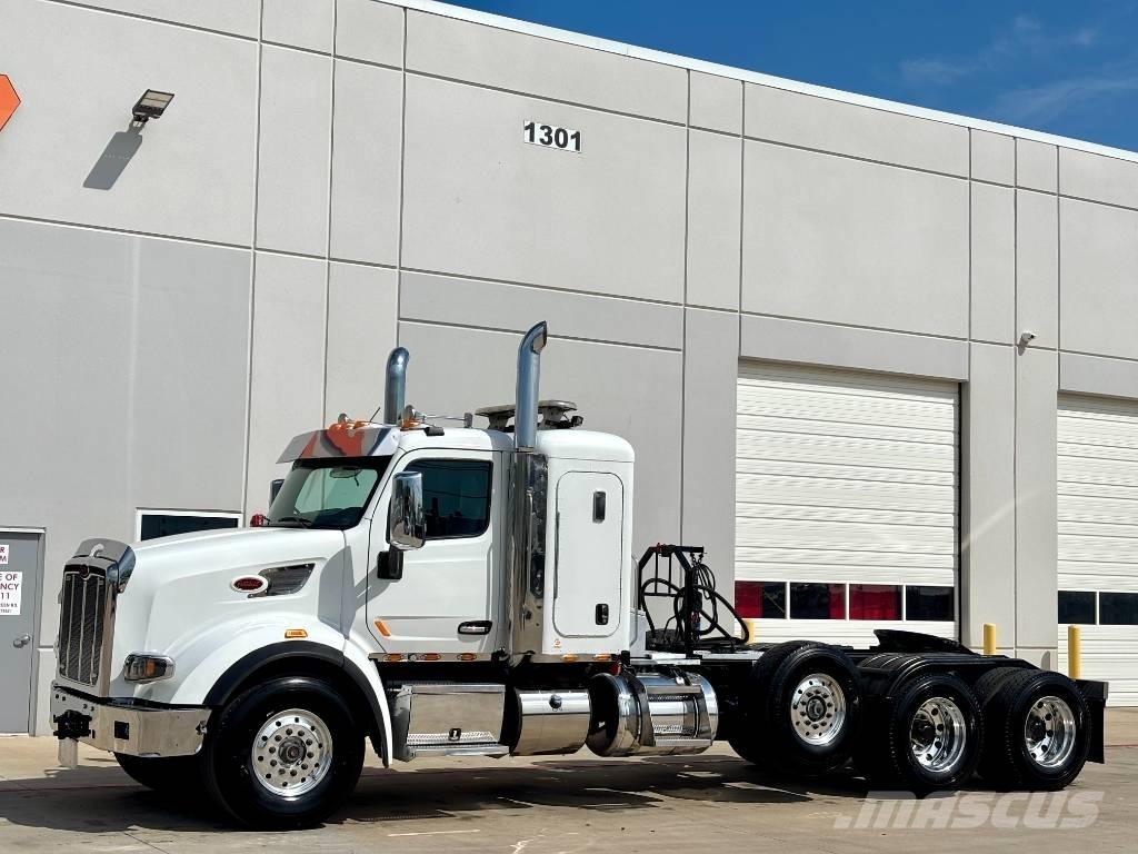 Peterbilt 567 Trekkers