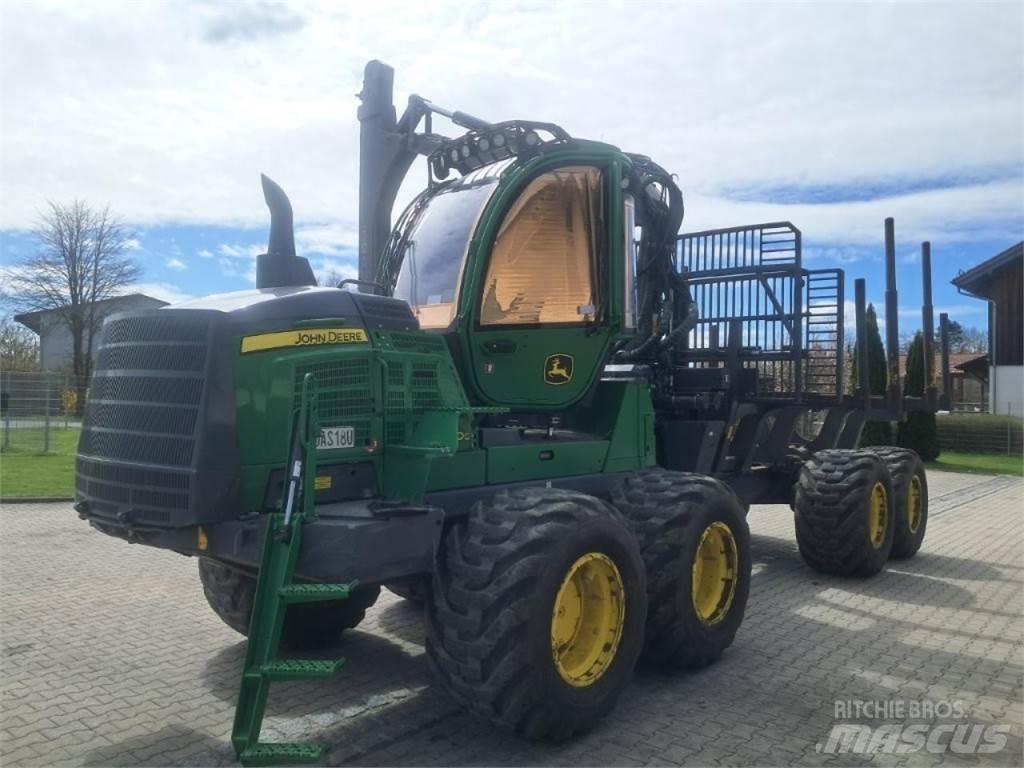 John Deere 1210 G Uitrijwagens