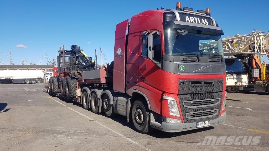 Komatsu 855 Uitrijwagens