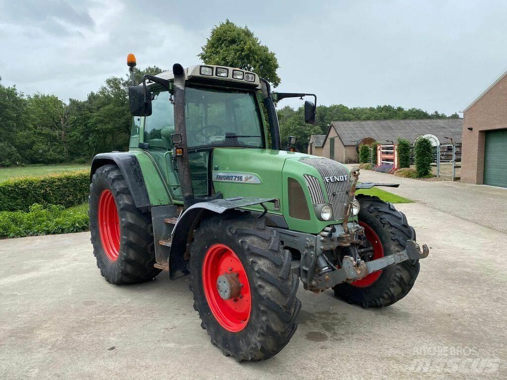 Fendt 716 Tractoren