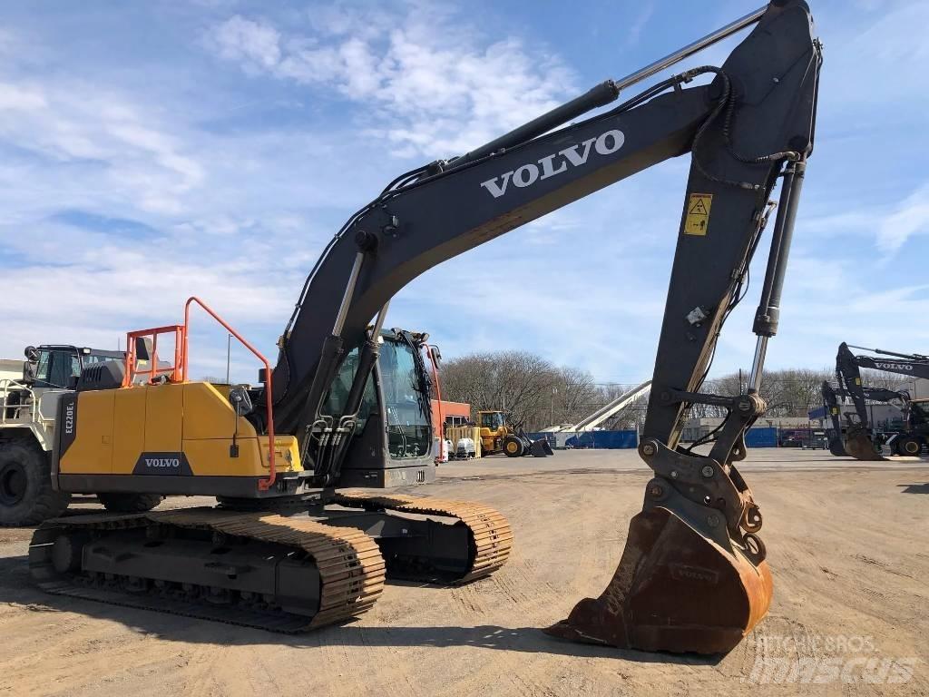 Volvo EC 220 EL Midigraafmachines 7t - 12t
