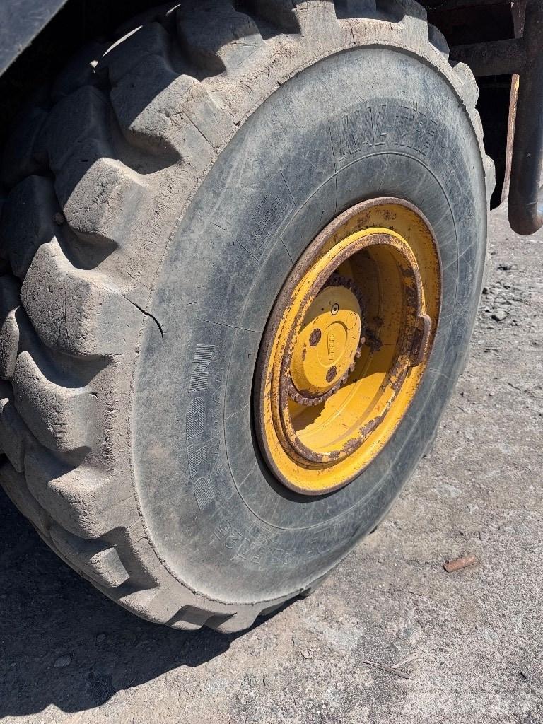 Bell B 25 D Knik dumptrucks