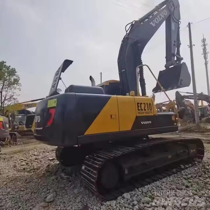 Volvo EC 210 Rupsgraafmachines