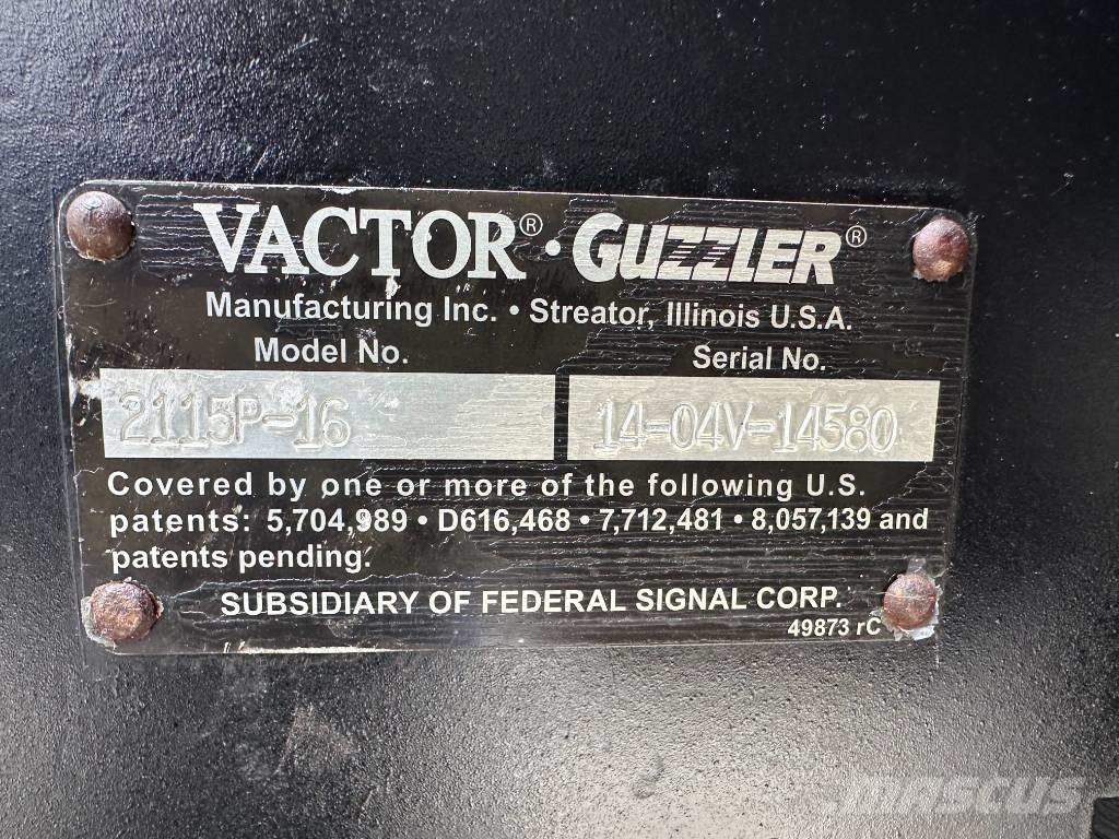 International 7500 Kolkenzuigers