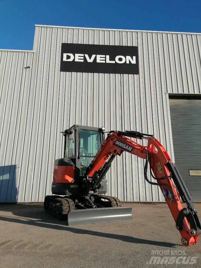 Doosan DX 27 Z Minigraafmachines < 7t