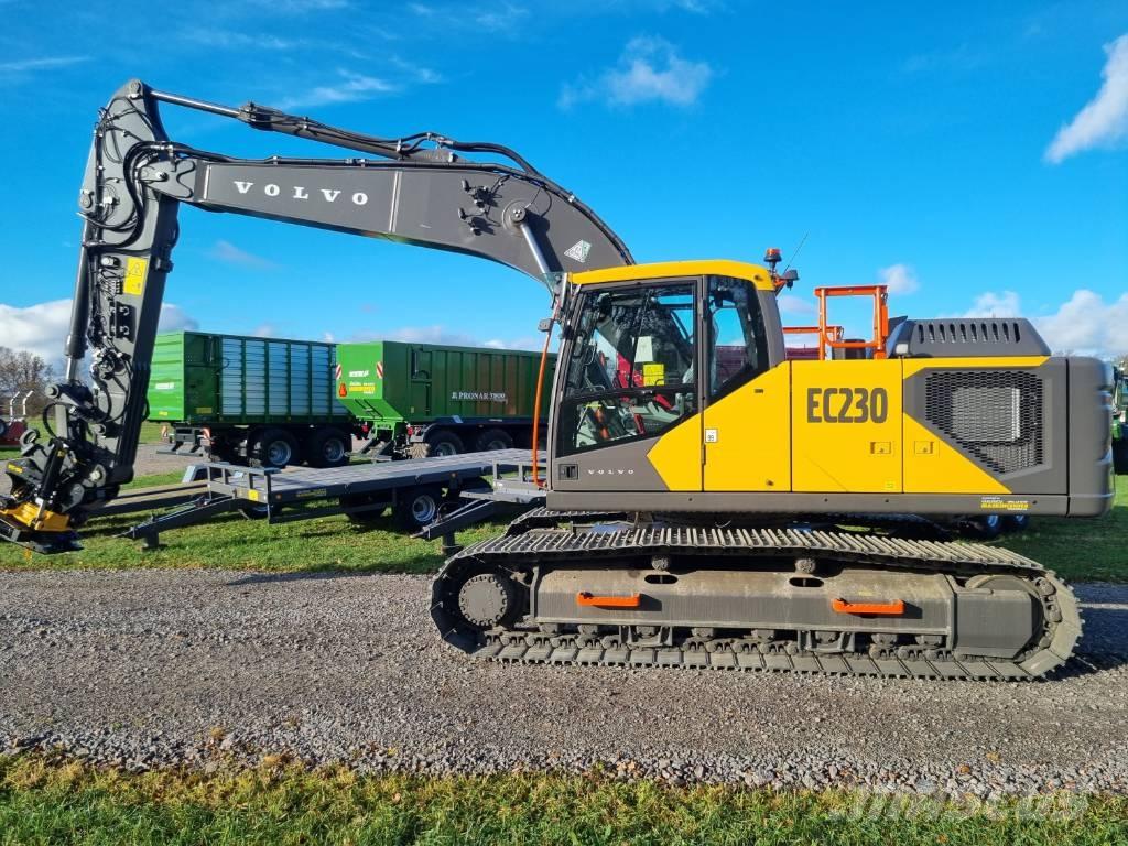 Volvo EC230 F Rupsgraafmachines