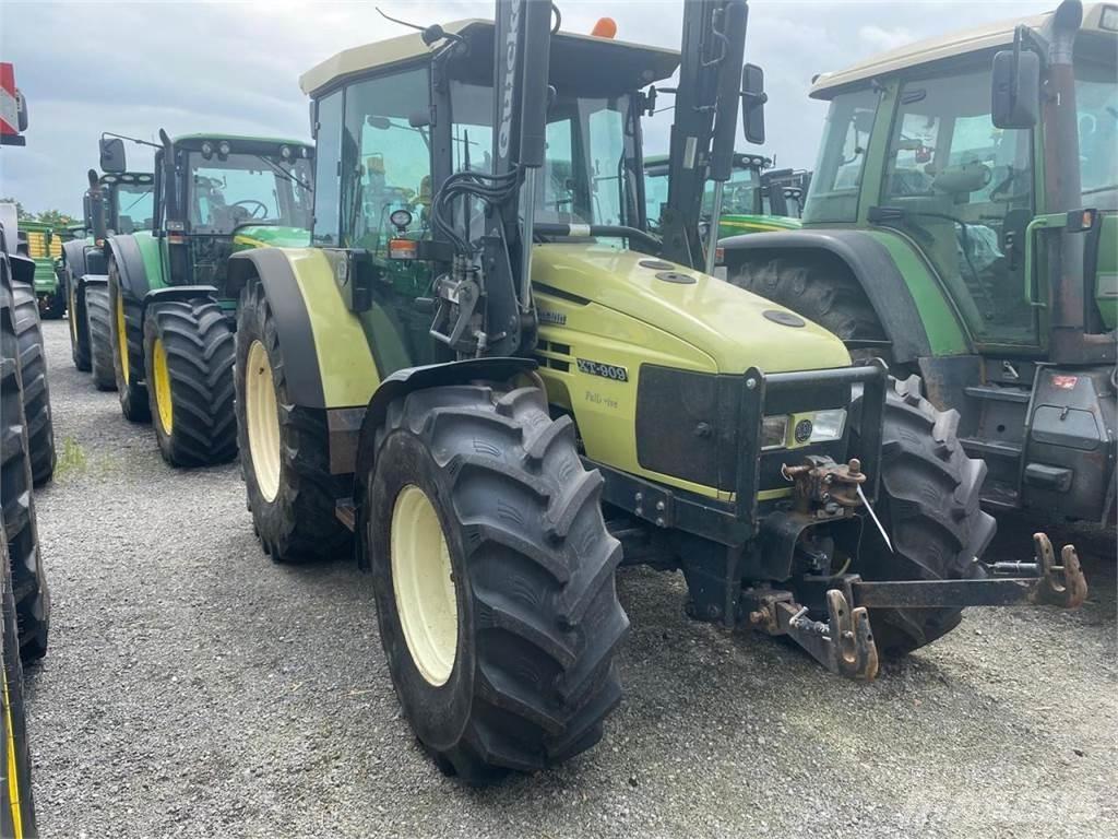Hürlimann XT 909 Tractoren