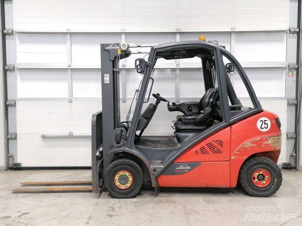 Linde H25D-02 Diesel heftrucks
