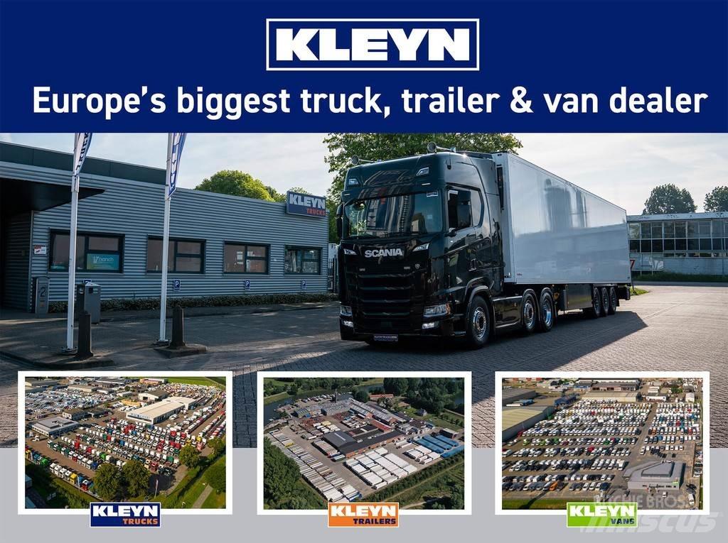 DAF LF 210 Bakwagens met gesloten opbouw