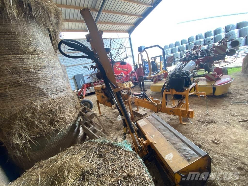 McConnel MAG 480 Gemonteerde en gesleepte maaiers