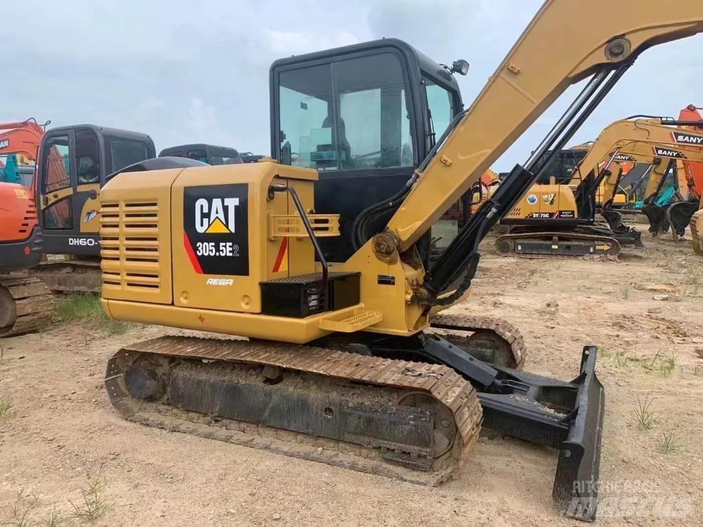 CAT  305.5 Rupsgraafmachines