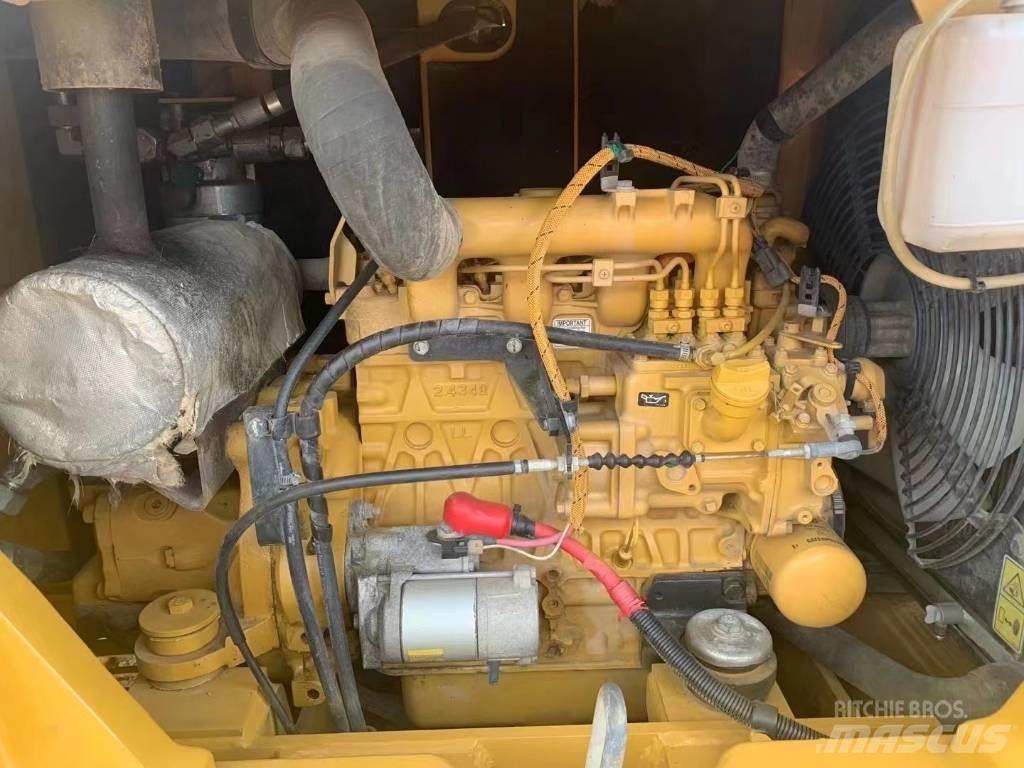 CAT  305.5 Rupsgraafmachines