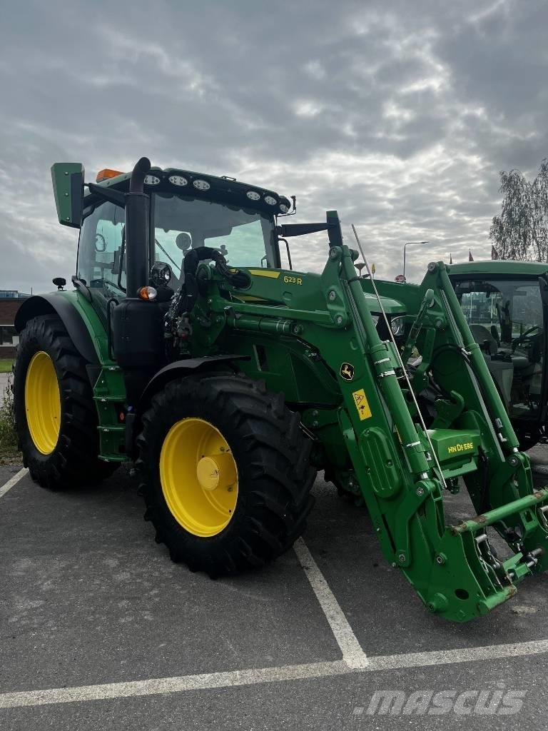 John Deere 6R 150 Tractoren
