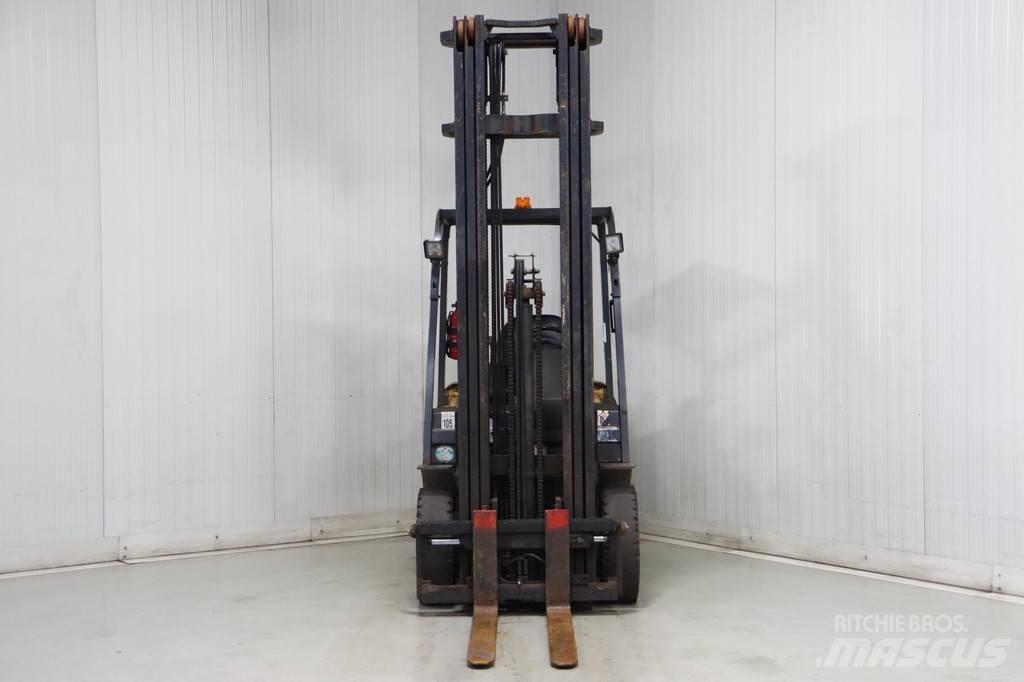 TCM FD25T3 Diesel heftrucks
