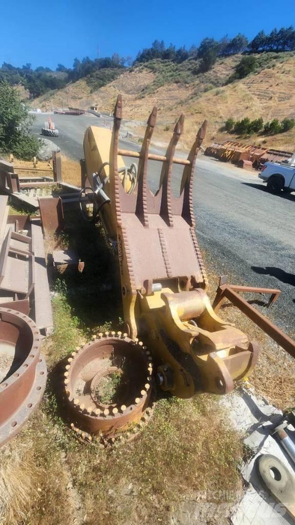 CAT 330 CL Rupsgraafmachines