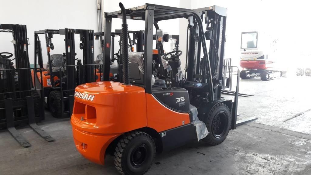 Doosan D35 C-5 Diesel heftrucks