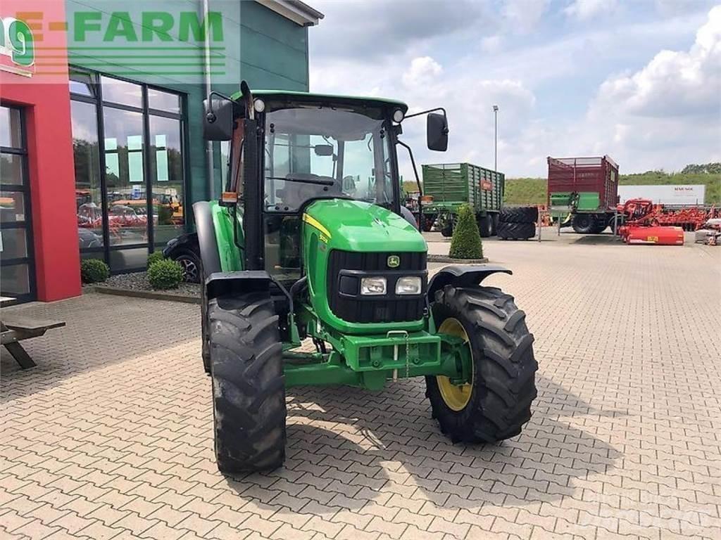 John Deere 5070 m Tractoren