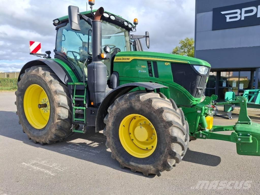 John Deere 6R 250 Tractoren