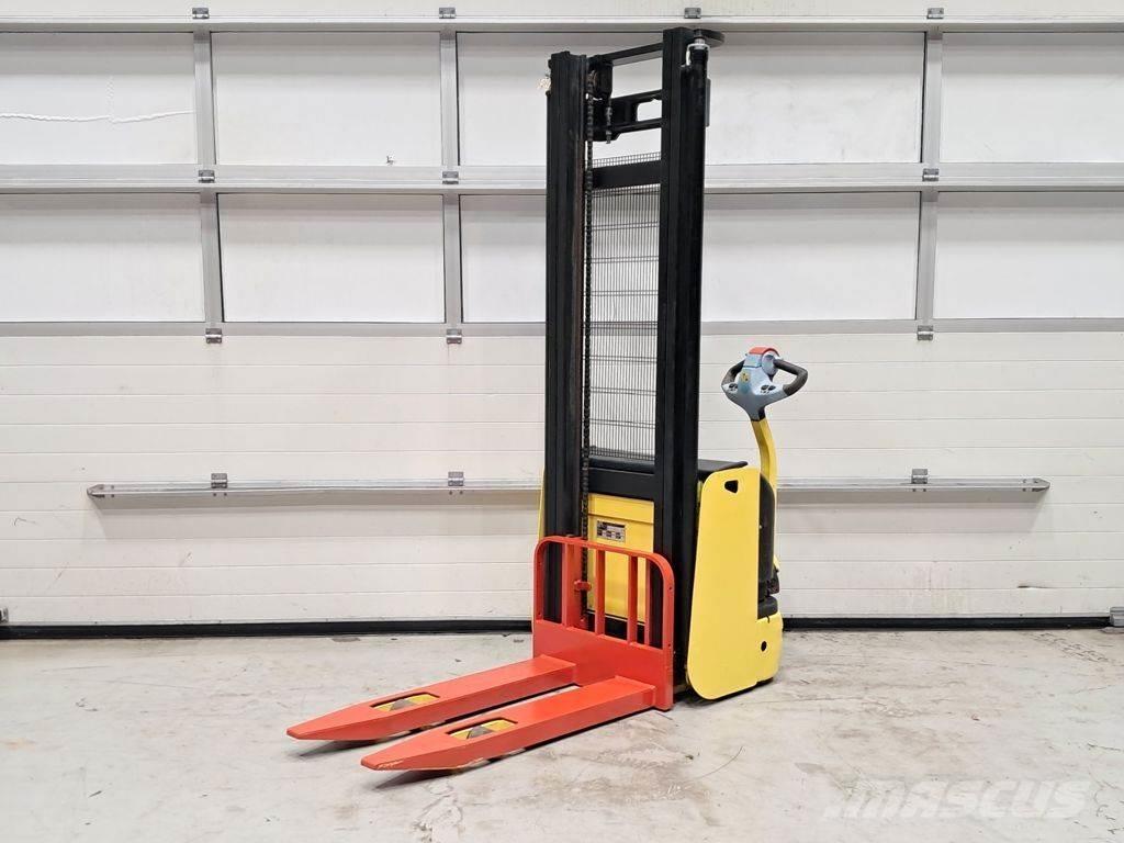 Hyster S1.0 AC Meeloop stapelaar