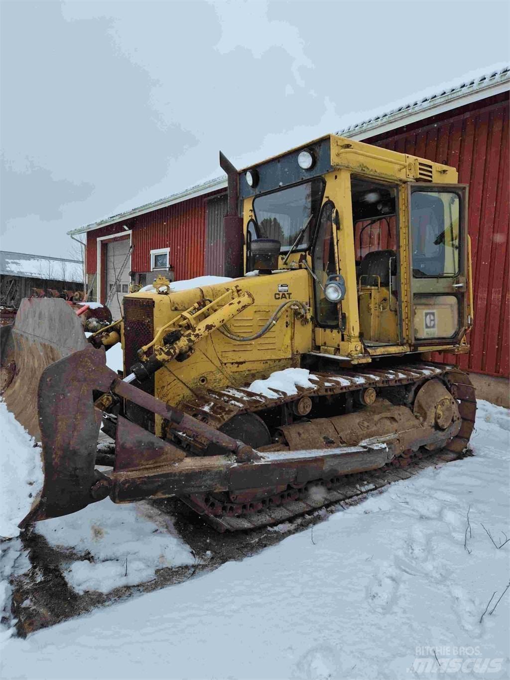 CAT D4E Rupsdozers