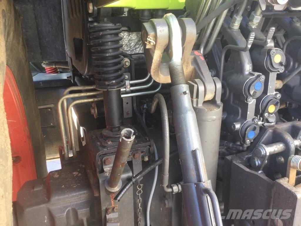 CLAAS ARION 620 Tractoren