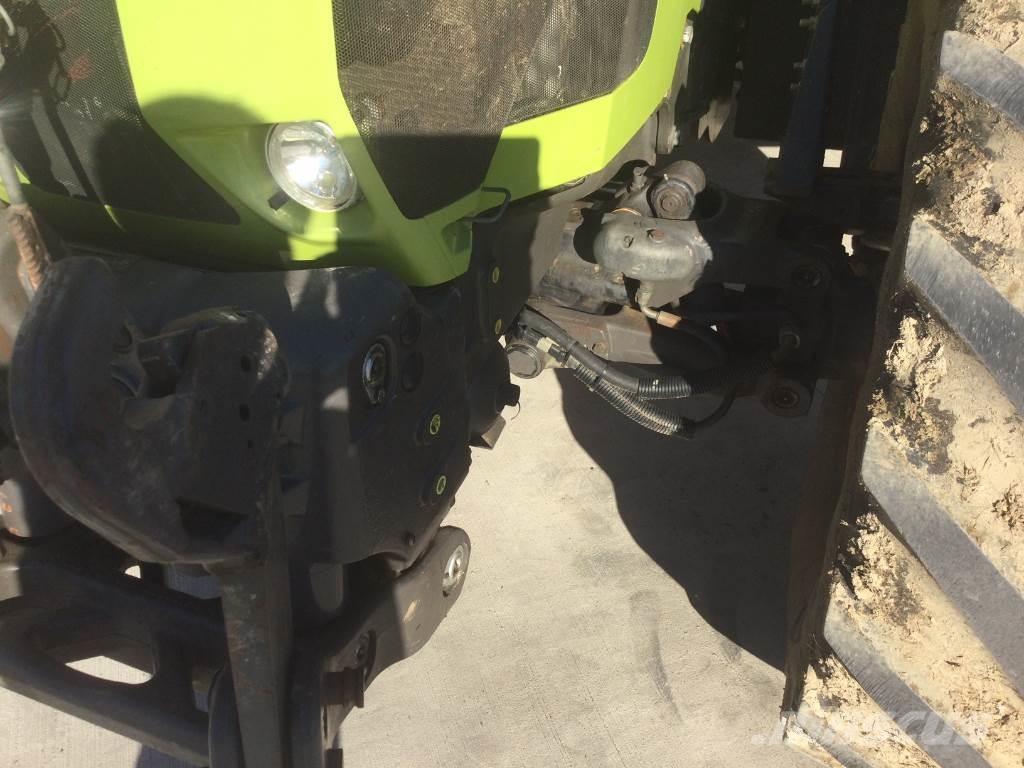 CLAAS ARION 620 Tractoren