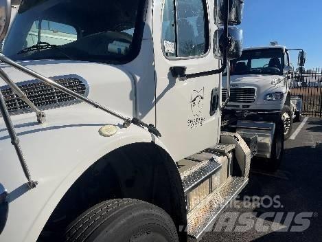 Freightliner M2 Trekkers