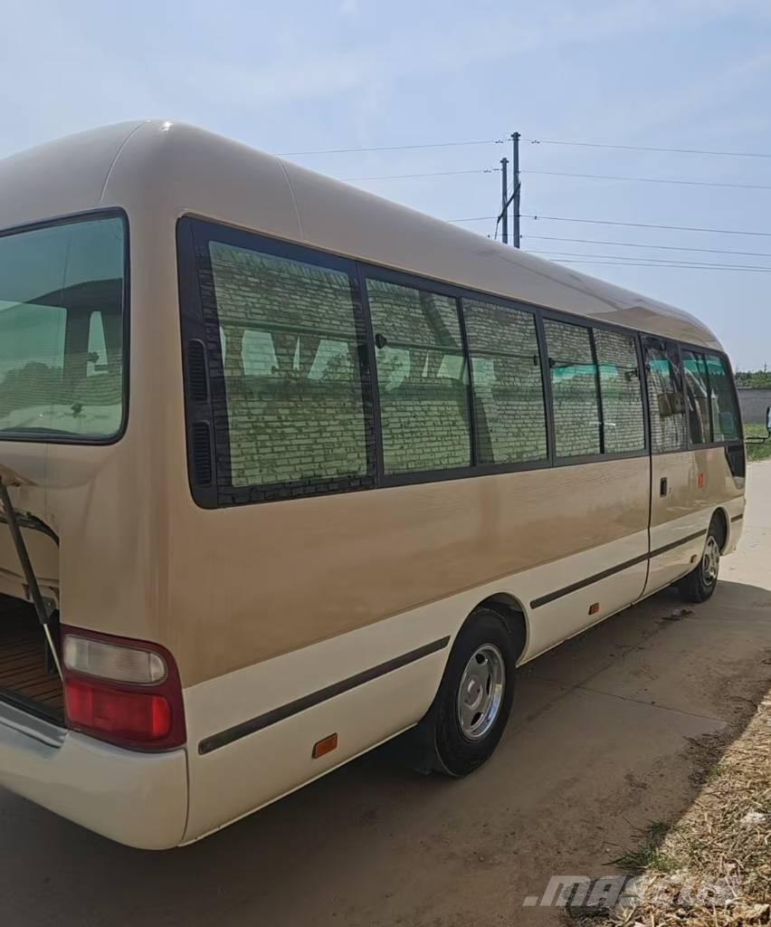 Toyota Coaster Bus Minibussen