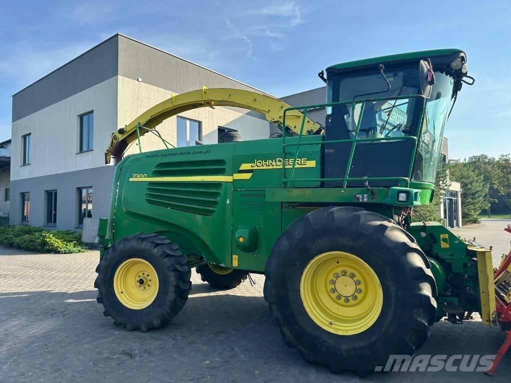 John Deere 7300 Zelfrijdende veldhakselaars