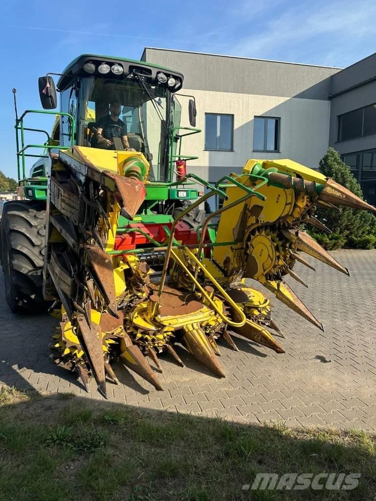 John Deere 7300 Zelfrijdende veldhakselaars