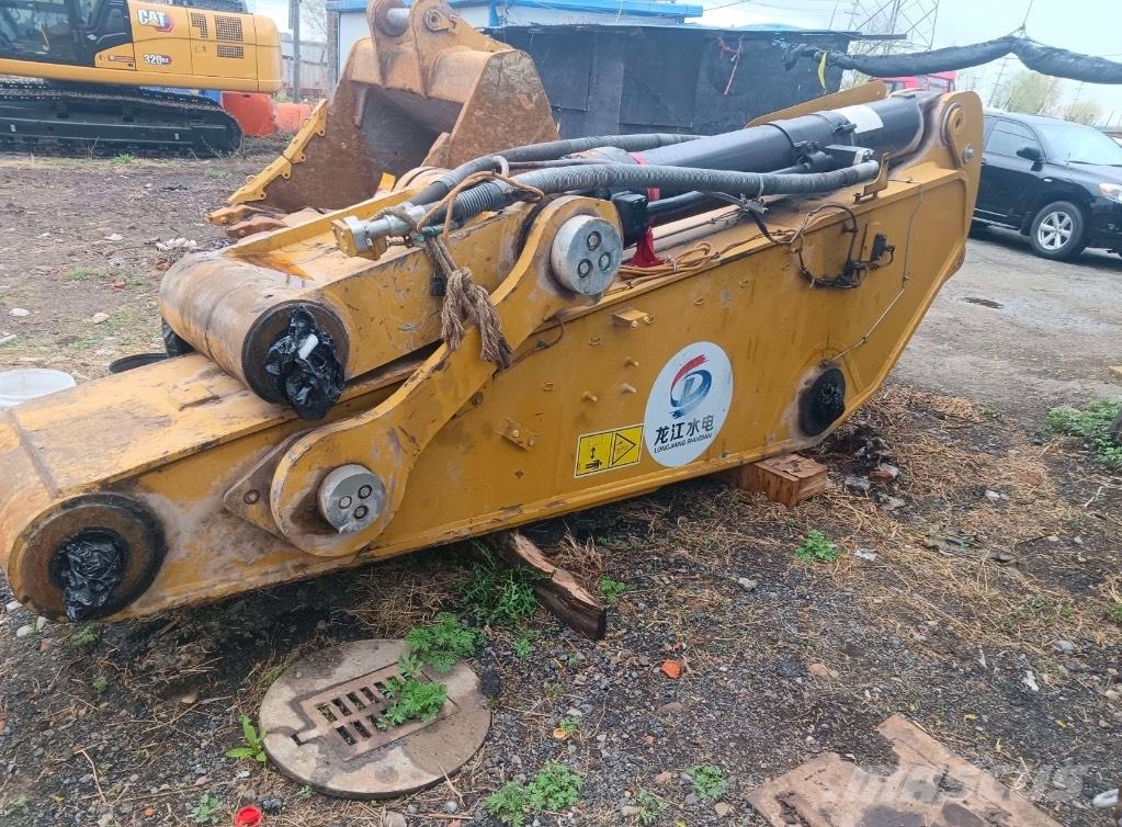 CAT 395 Rupsgraafmachines