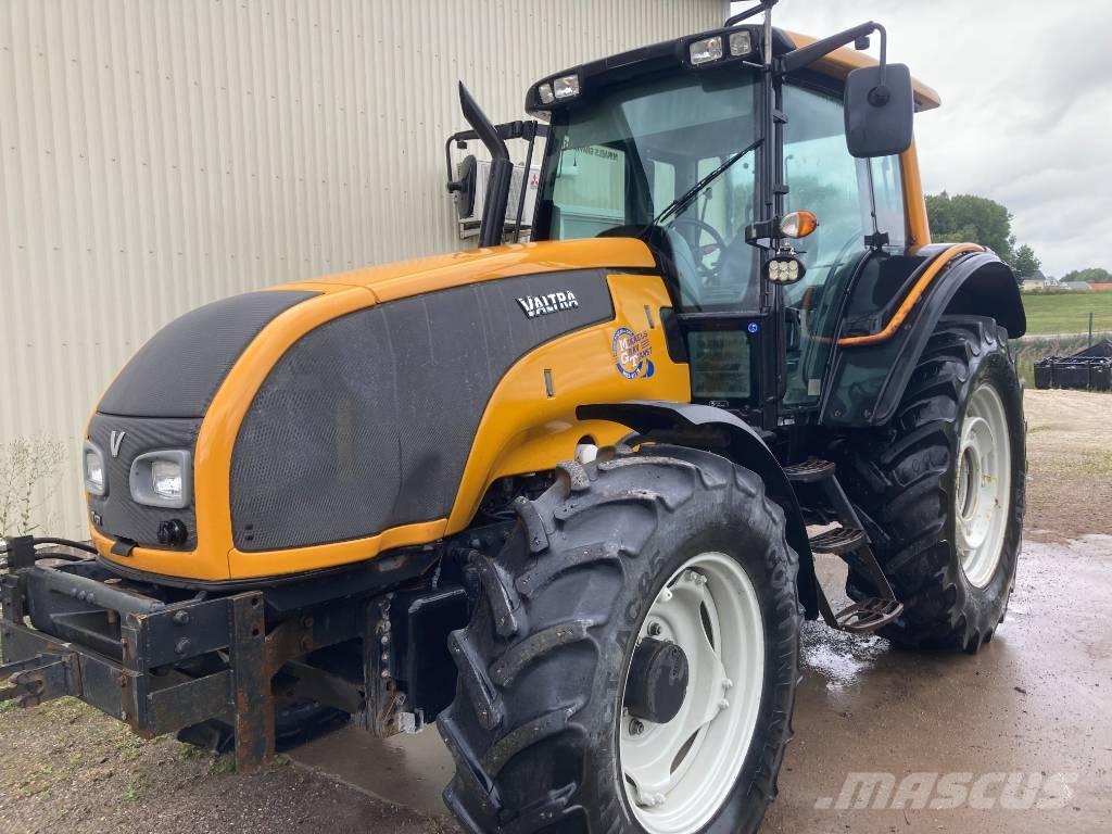 Valtra T 131 Tractoren