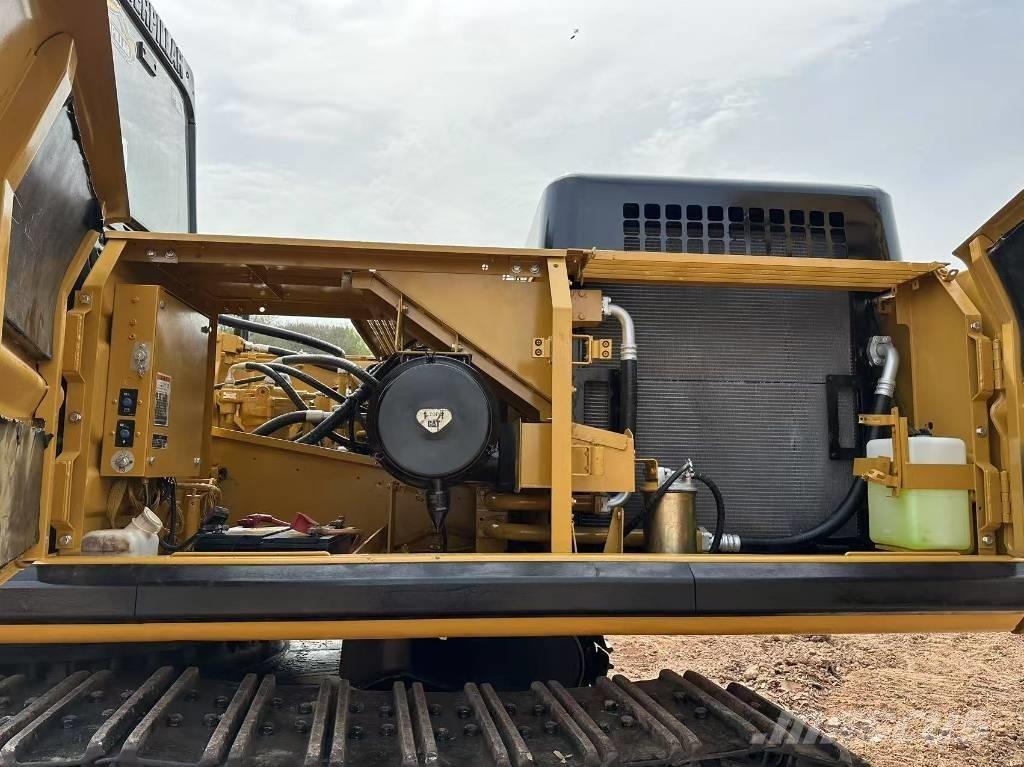 CAT 330 B Rupsgraafmachines