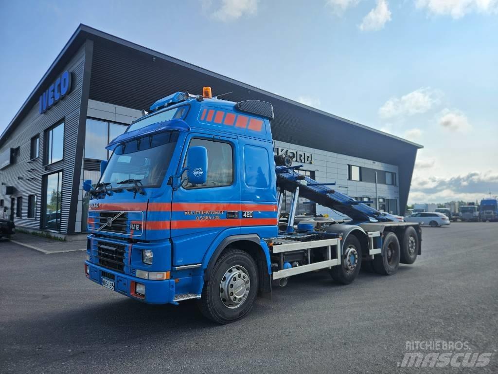 Volvo FM12 420 8x2 Containertrucks met kabelsysteem