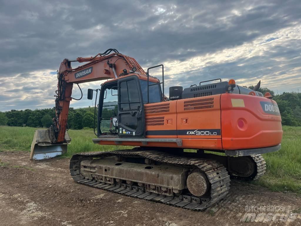 Doosan DX 300 LC Rupsgraafmachines